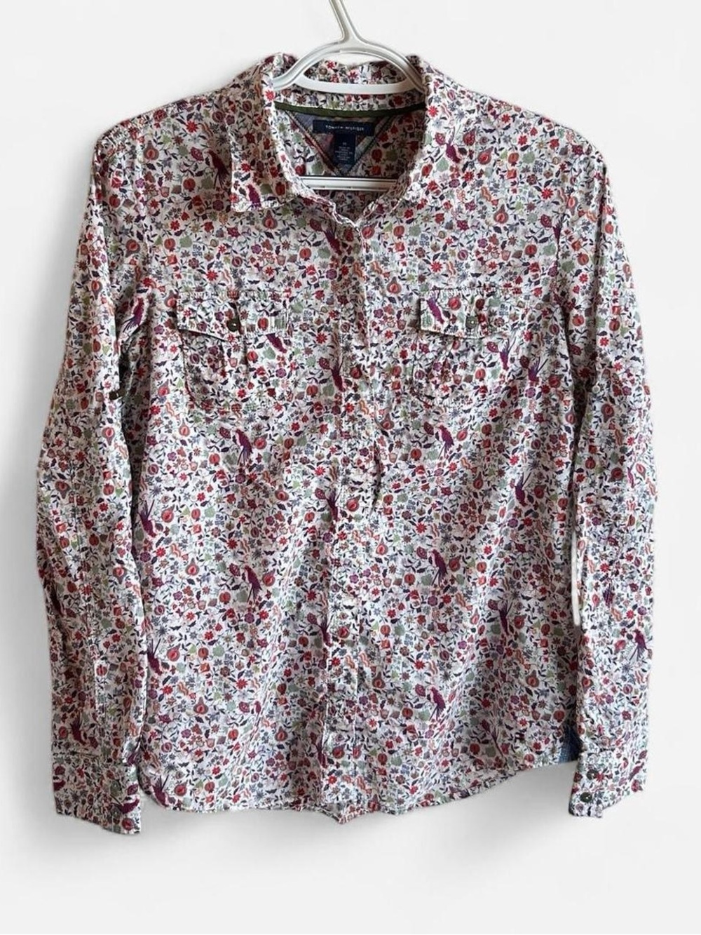 Tommy Hilfiger Women's Size Medium Button Down Floral Blouse Top